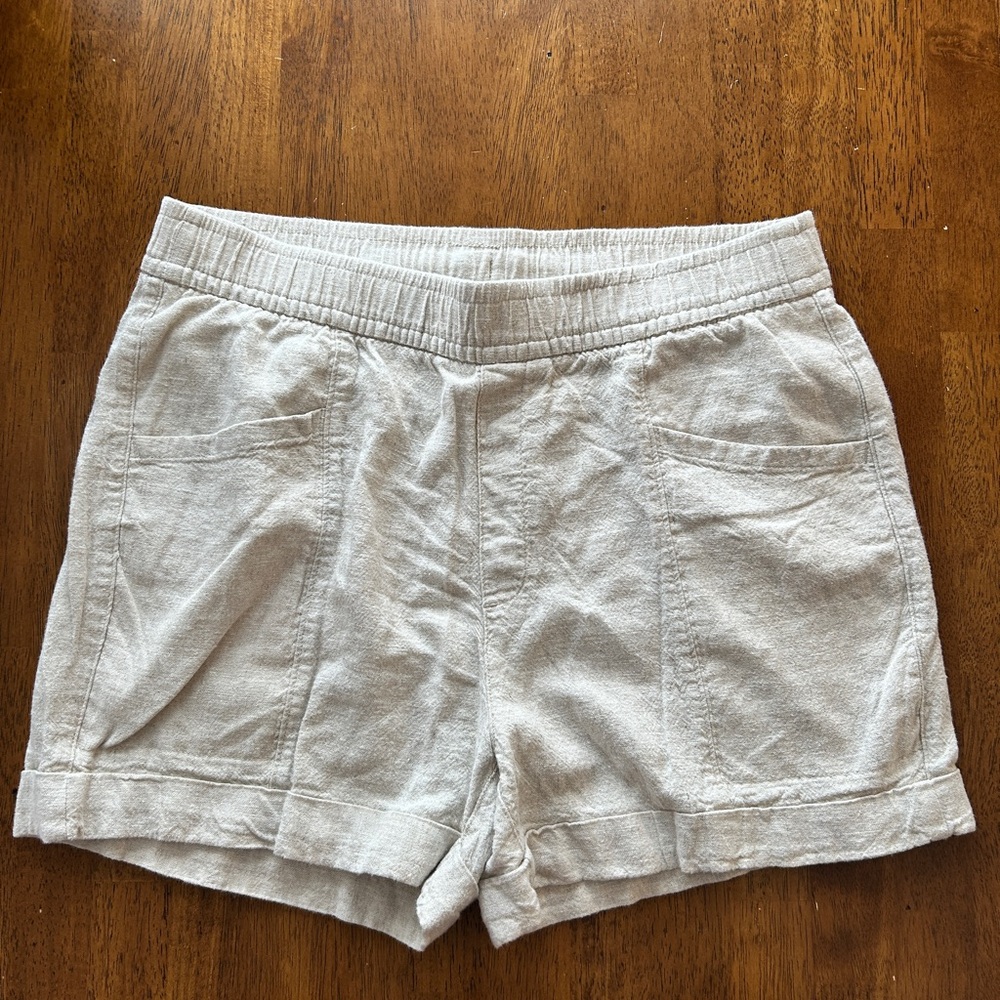 Natural light khaki linen Shorts with Elastic Waistband